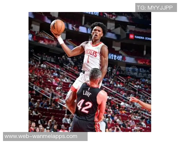 火箭队史第三次三人赛季场均得分18能否打破未夺冠的宿命